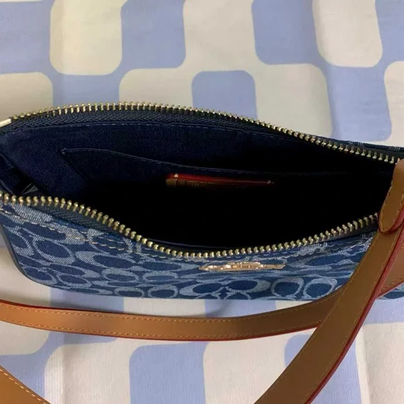 Coach Signature Blue and Tan Shoulder Bag - Picture 4 of 6